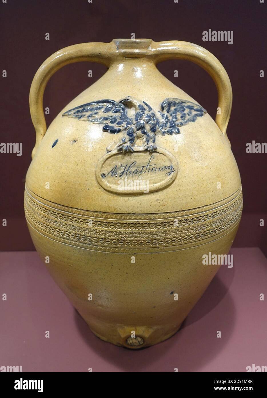 Krug für Anthony Hathaway (1799-1863), Julius Norton Pottery, c. 1840er Jahre, salzglasiert Steinzeug mit aufgetragenem Adler, beeindruckt, Kobaltdekoration - Stockfoto