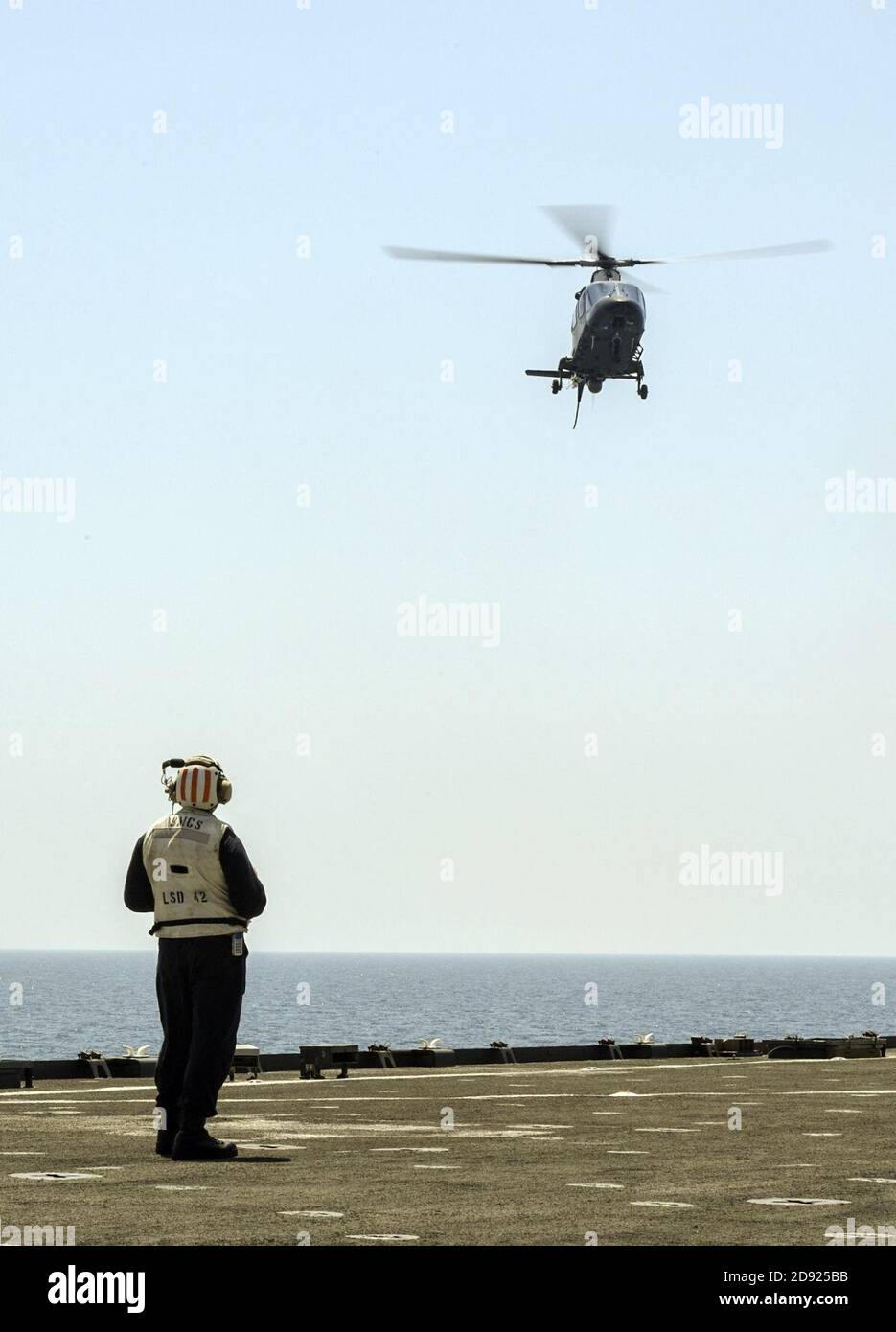 KAMANDAG 3 - AW109 Hubschrauber auf der USS Germantown 002. Stockfoto