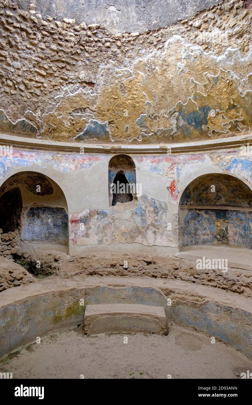 Das Frigidarium (kalte Bäder), Herrenhäuser der Stabischen Bäder (Terme Stabiane), antike römische Badeanlage, Pompeji, Kampanien, Italien Stockfoto
