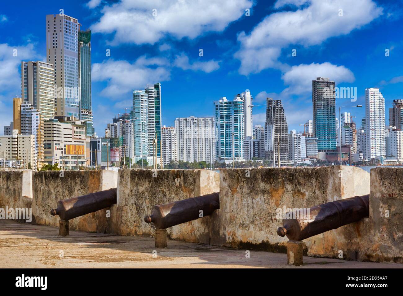 Baluarte de San Francisco, Bocagrande Hintergrund, Cartagena de Indias, Bolivar, Kolumbien, Südamerika Stockfoto
