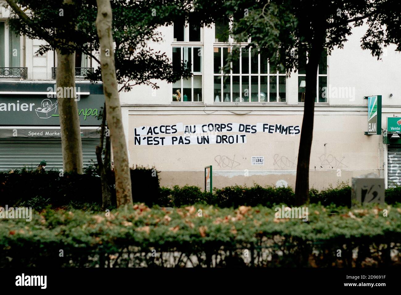 Feminismus Street Collage in Paris, Frankreich Stockfoto