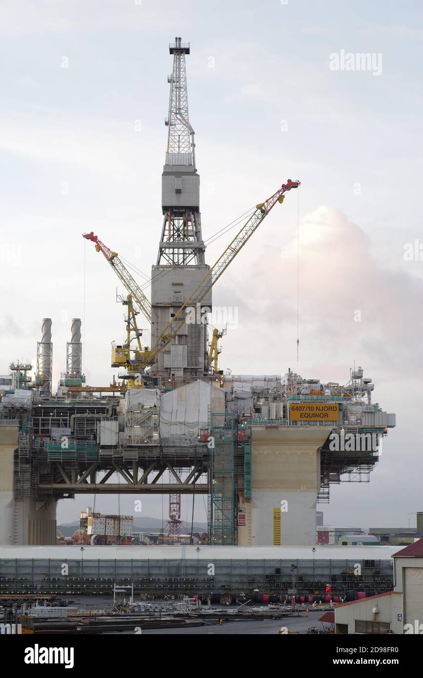 Equinor / Statoil Plattform Njord Block 6407/10 in Kvaerner Stord Leirvik Werft, Norwegen / Norge / Noreg Stockfoto