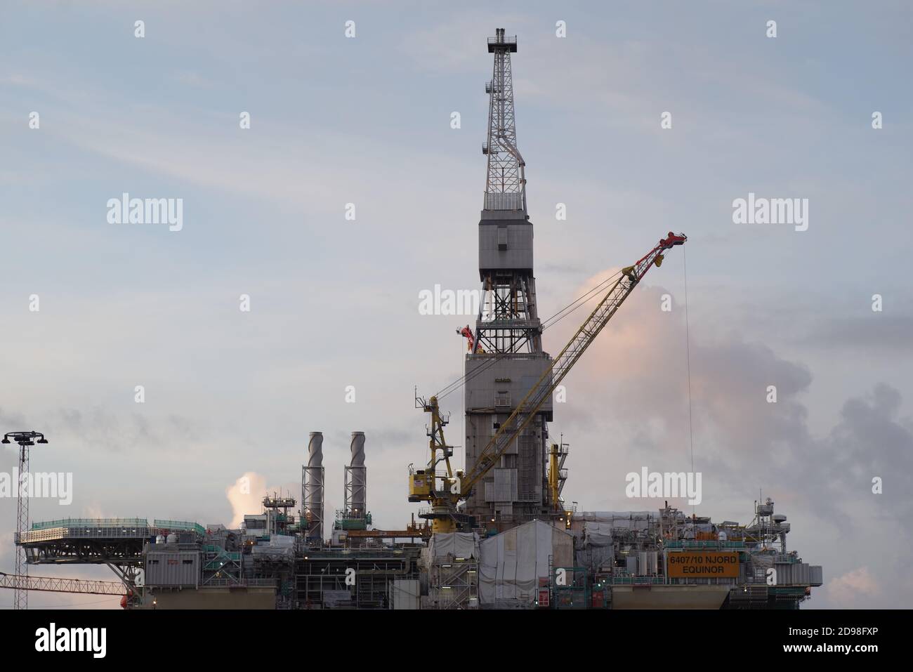 Equinor / Statoil Plattform Njord Block 6407/10 in Kvaerner Stord Leirvik Werft, Norwegen / Norge / Noreg Stockfoto