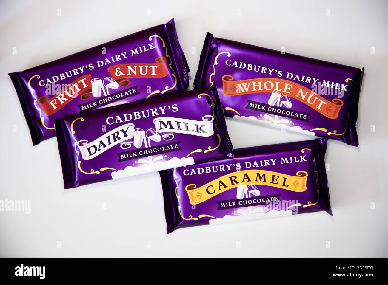 Cadbury Dairy Milk Classic Retro Kollektion Stockfotografie Alamy