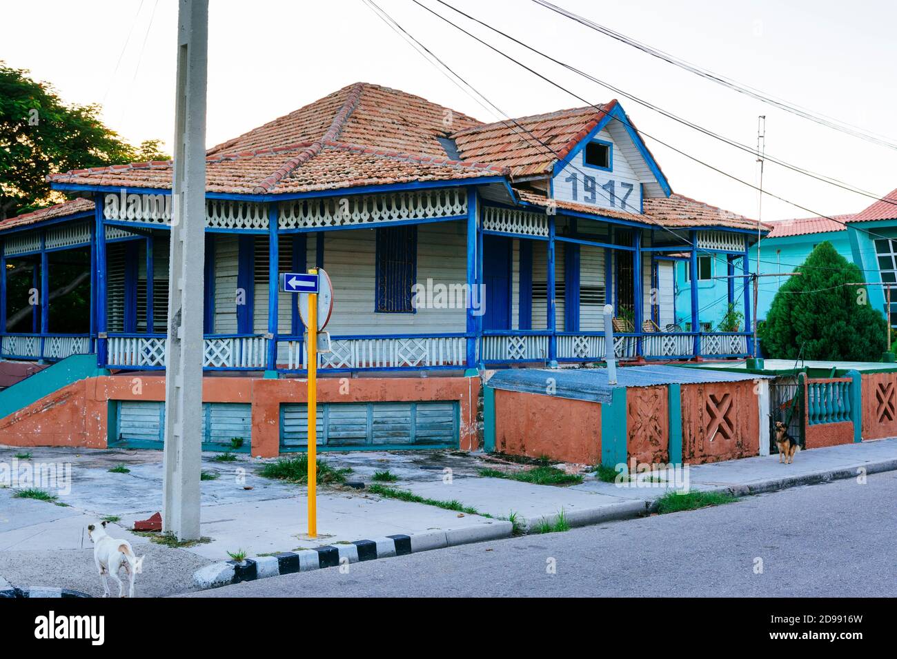 Einfamilienhaus aus Holz, typischer Bau der Gegend von Varadero. Varadero, Cárdenas, Matanzas, Kuba, Lateinamerika und die Karibik Stockfoto