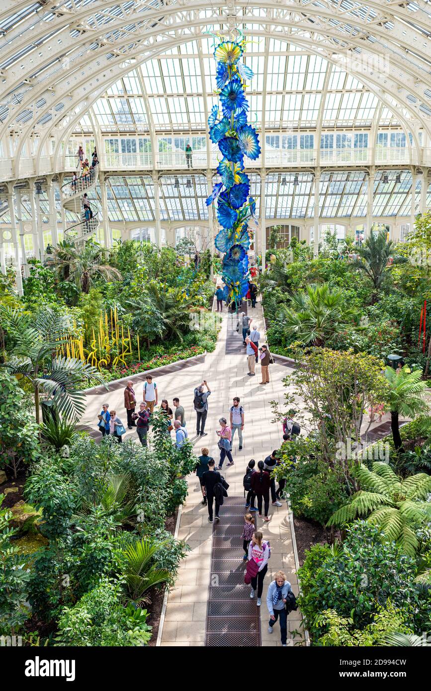 Dale Chihuly Kunstwerk in Kew Gardens ausgestellt Stockfoto