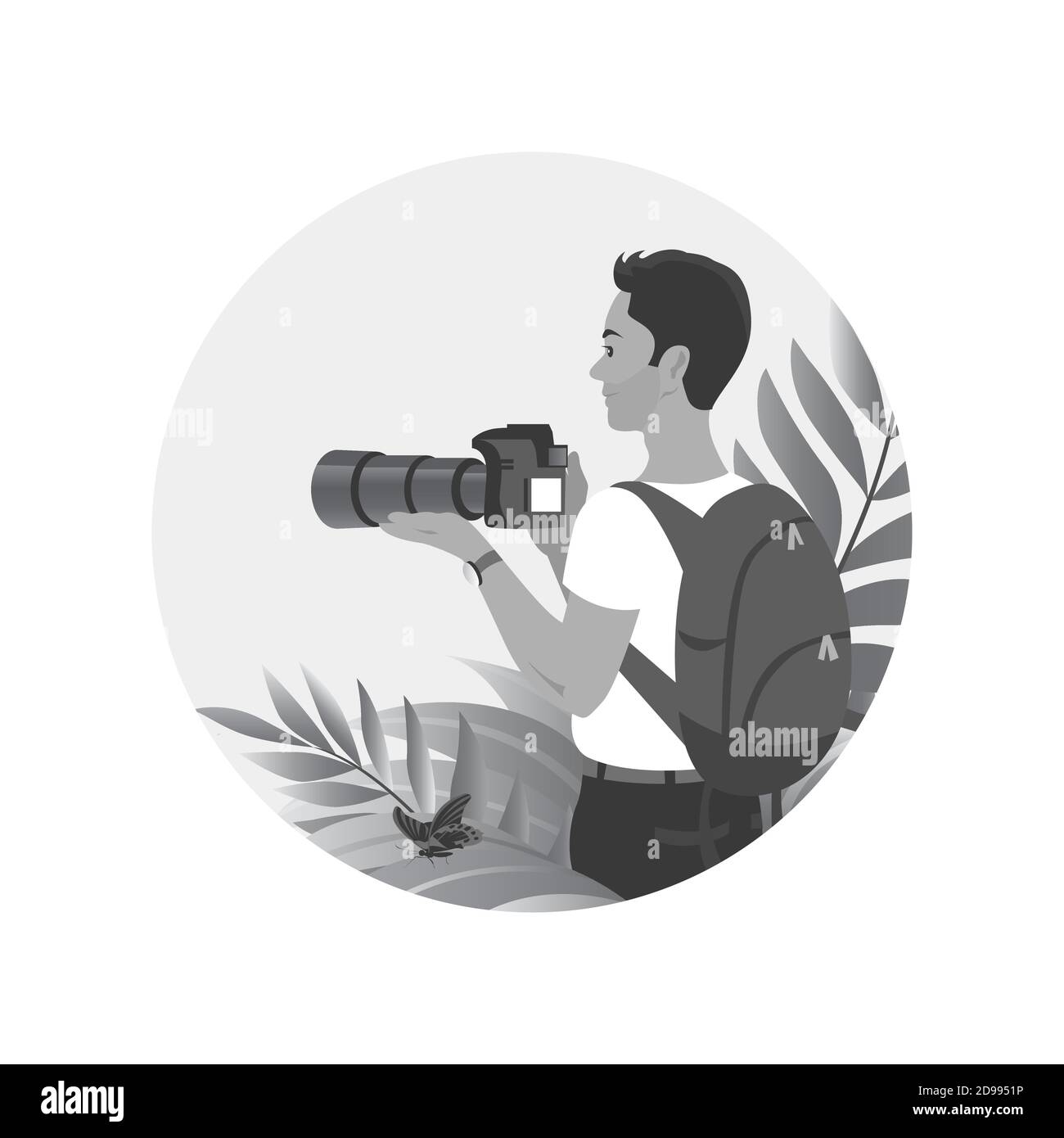 Junger männlicher Tourist mit Kamera. Steht mit Rucksack zwischen tropischen Pflanzen. Vektor-Schwarz-Weiß-Illustration. Stock Vektor