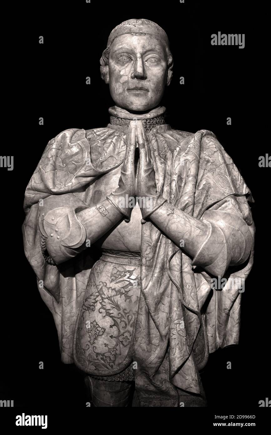 Estatua orante de pedro i de castilla Fotos und Bildmaterial in hoher