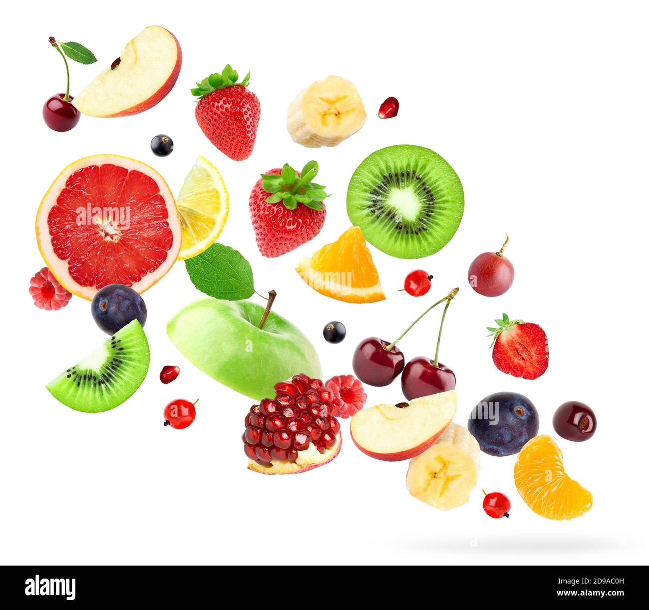 Gemischte Früchte auf weißem Hintergrund. Herabfallende Früchte. Stockfoto