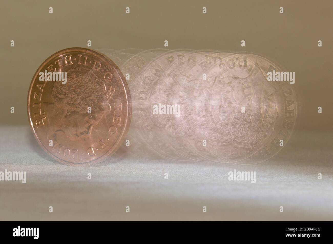 Drehende 2P-Münze Stockfoto