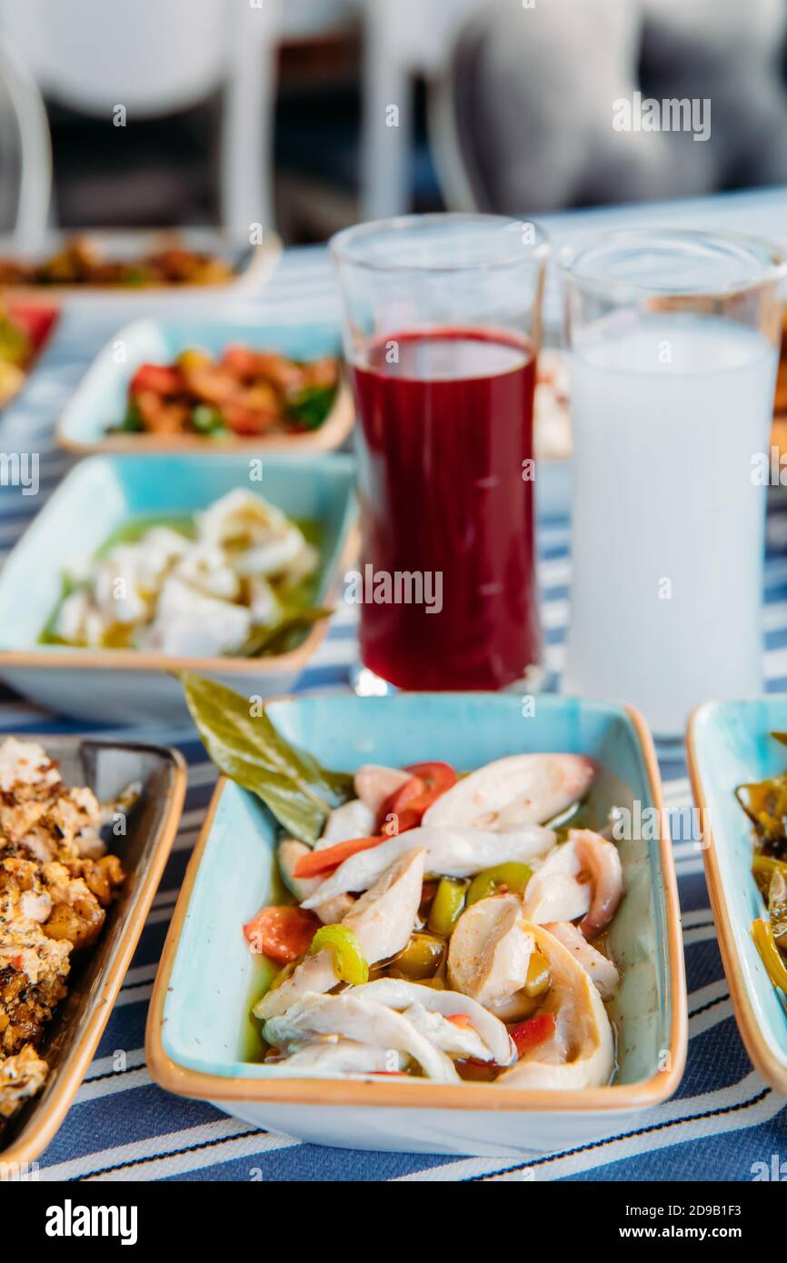 Raki Greek Stockfotos und -bilder Kaufen - Alamy