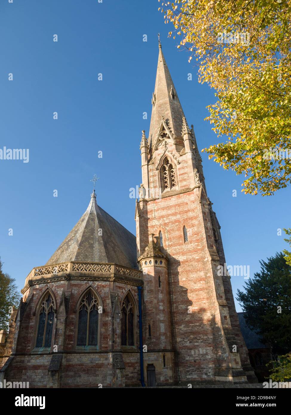 Die St. Thomas Kirche aus dem 19. Jahrhundert in der Stadt Wells, Somerset, England. Stockfoto