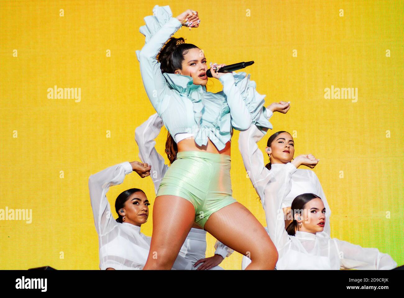 Madrid, Spanien. 10. Juli 2019: Rosalia tritt beim MadCool Festival in Madrid auf. Juli 10, 2019. Bild: Oscar Gil/Alfa Images Stockfoto