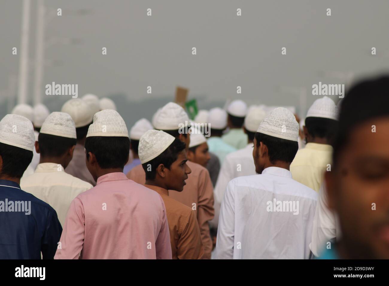 Muslim auf offener Straße in Dhaka, Bangladesch Stockfoto