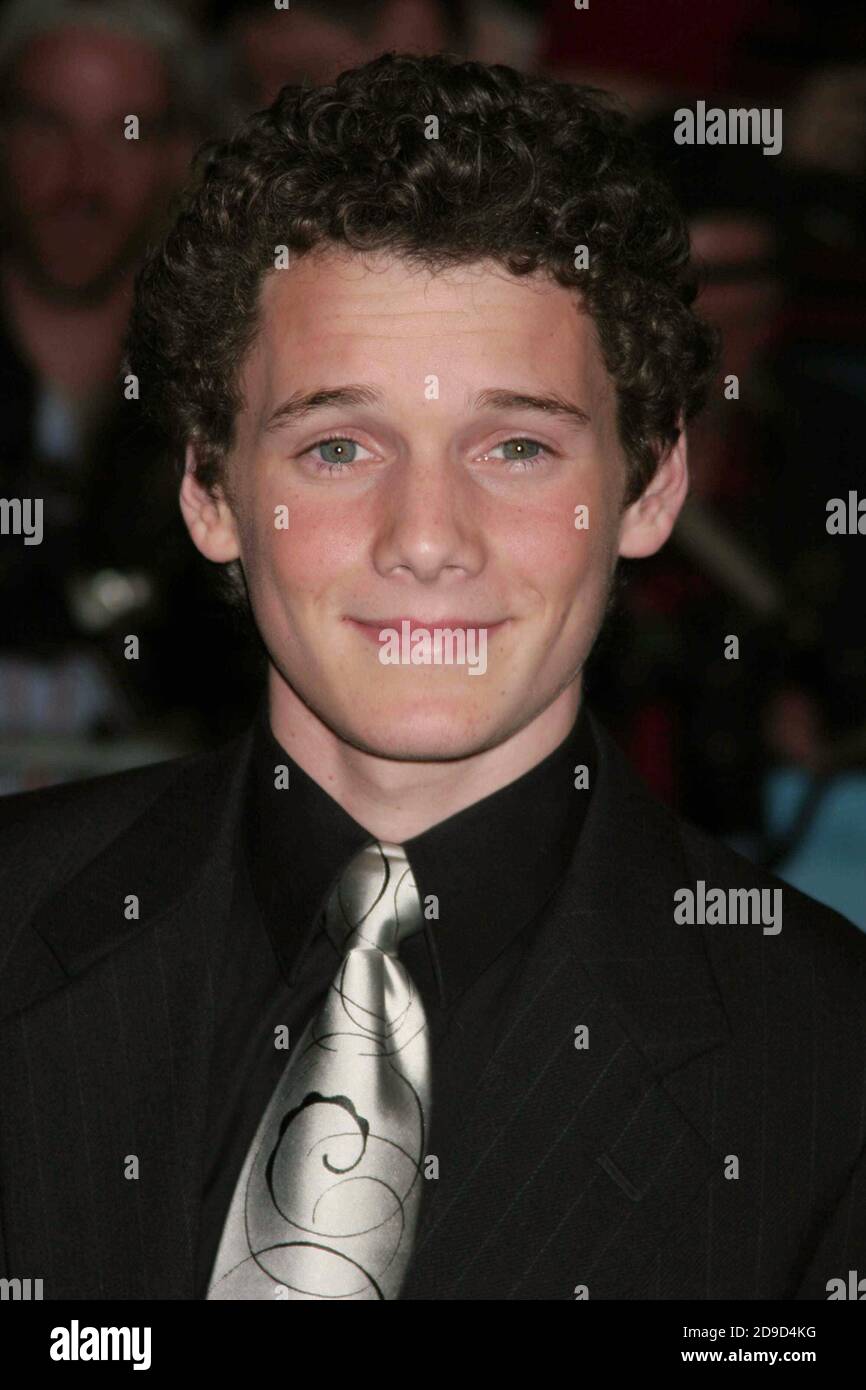 Anton Yelchin nimmt an der Premiere von "House of D" am Loews Lincoln Square in New York City am 10. April 2005 Teil. Foto: Henry McGee/MediaPunch Stockfoto