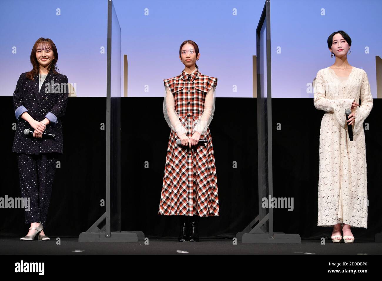November 2020. November 2020. Kanako Momota, AOI Morikawa, Rena Matsui, 3. November 2020 - das 33. Tokyo International Film Festival. Pressekonferenz zum Film "auf der Suche nach dem magischen Doremi" in Tokio, Japan am 3. November 2020. Kredit: 2020 TIFF/AFLO/Alamy Live Nachrichten Stockfoto