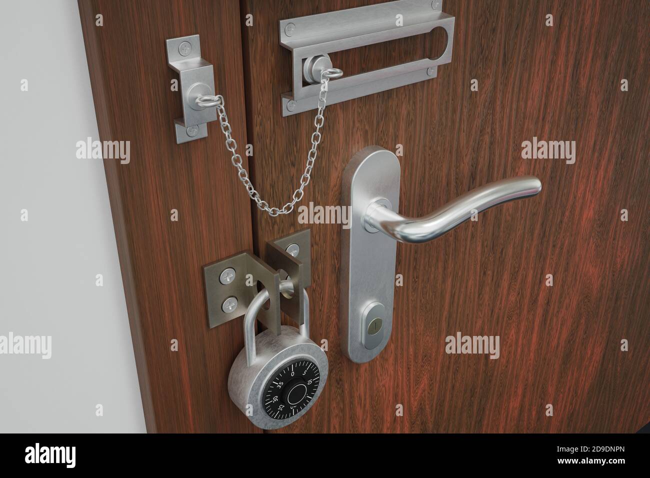 Extrem sichere Tür mit vielen Schlösser, Yale, Schloss und Riegel  Stockfotografie - Alamy