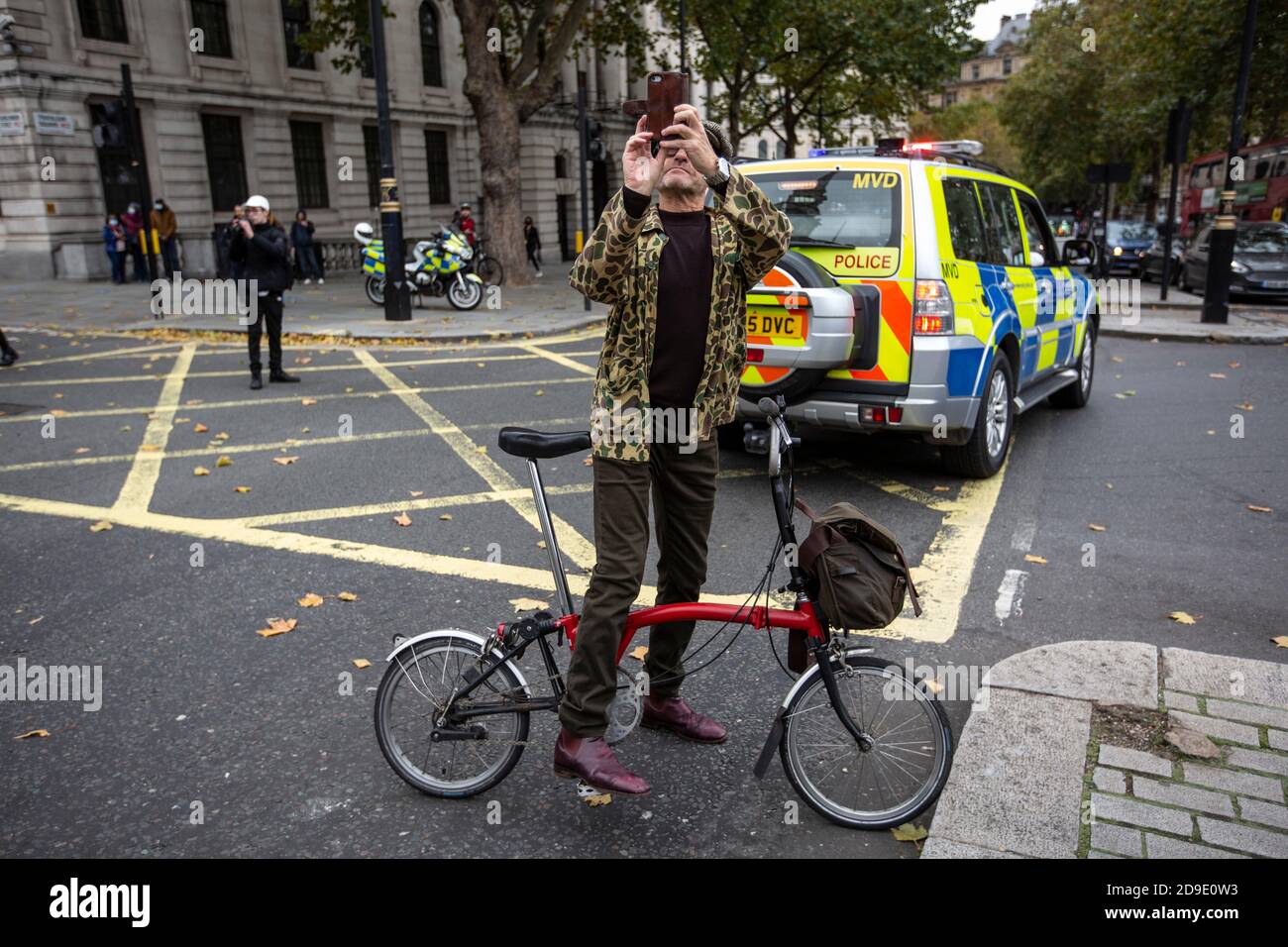 Anti-Lockdown-Protest gegen die jüngste Blockierung der Coronavirus-Pandemie durch die britische Regierung, um die Ausbreitung des Virus zu verlangsamen. Stockfoto