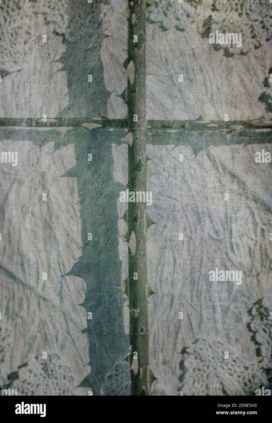 Ein Kreuzkreuz mit Dornen und Textur Stockfoto
