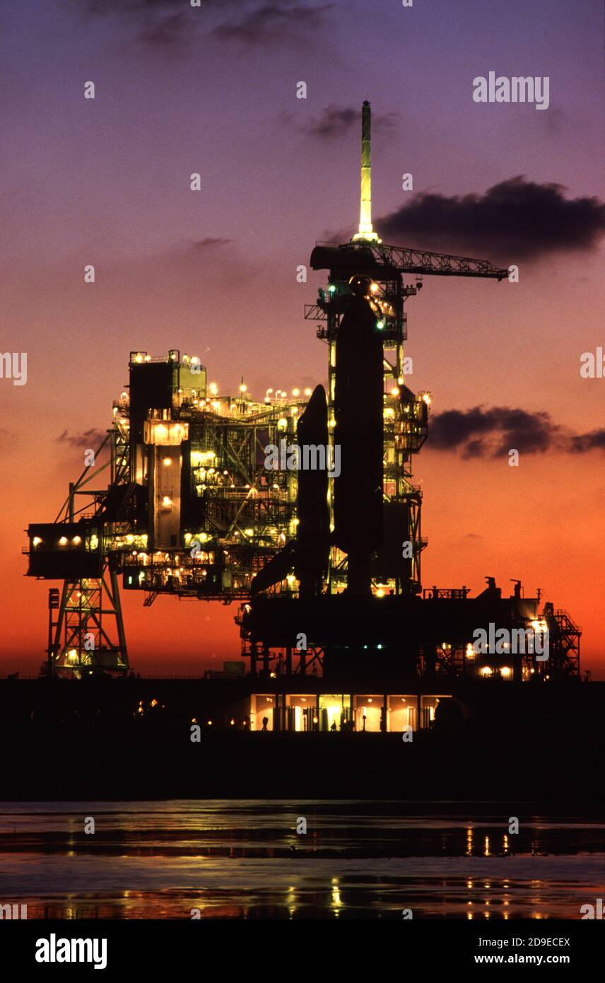 Discovery STS-28 am 29. September 1988, nach der Space Shuttle Challenge Katastrophe (24. Januar 1986) - Ziel: Satelliteneinsatz und Rückkehr zur Flucht. Ort: Kennedy Space Center Stockfoto