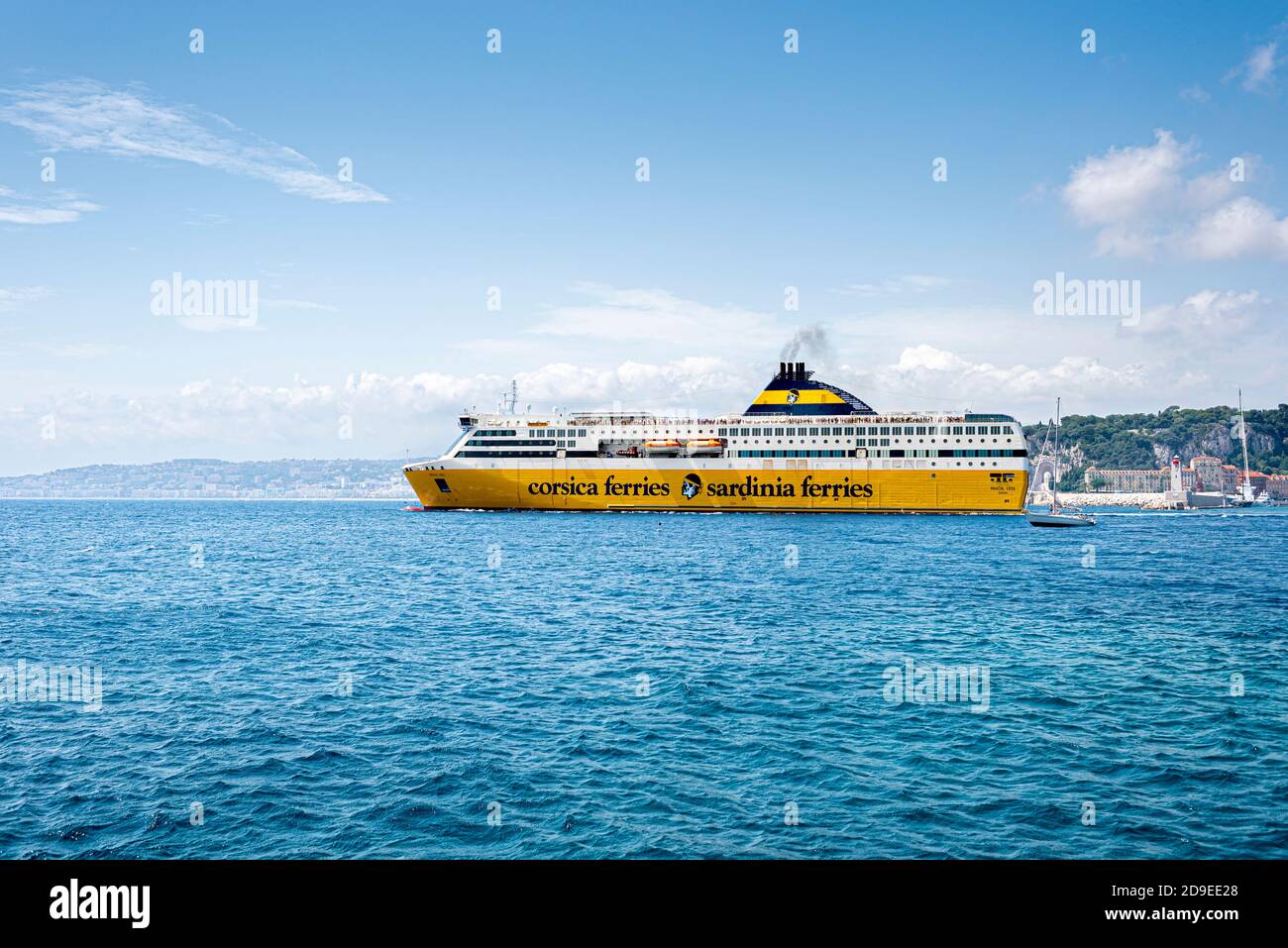 Mega express -Fotos und -Bildmaterial in hoher Auflösung – Alamy