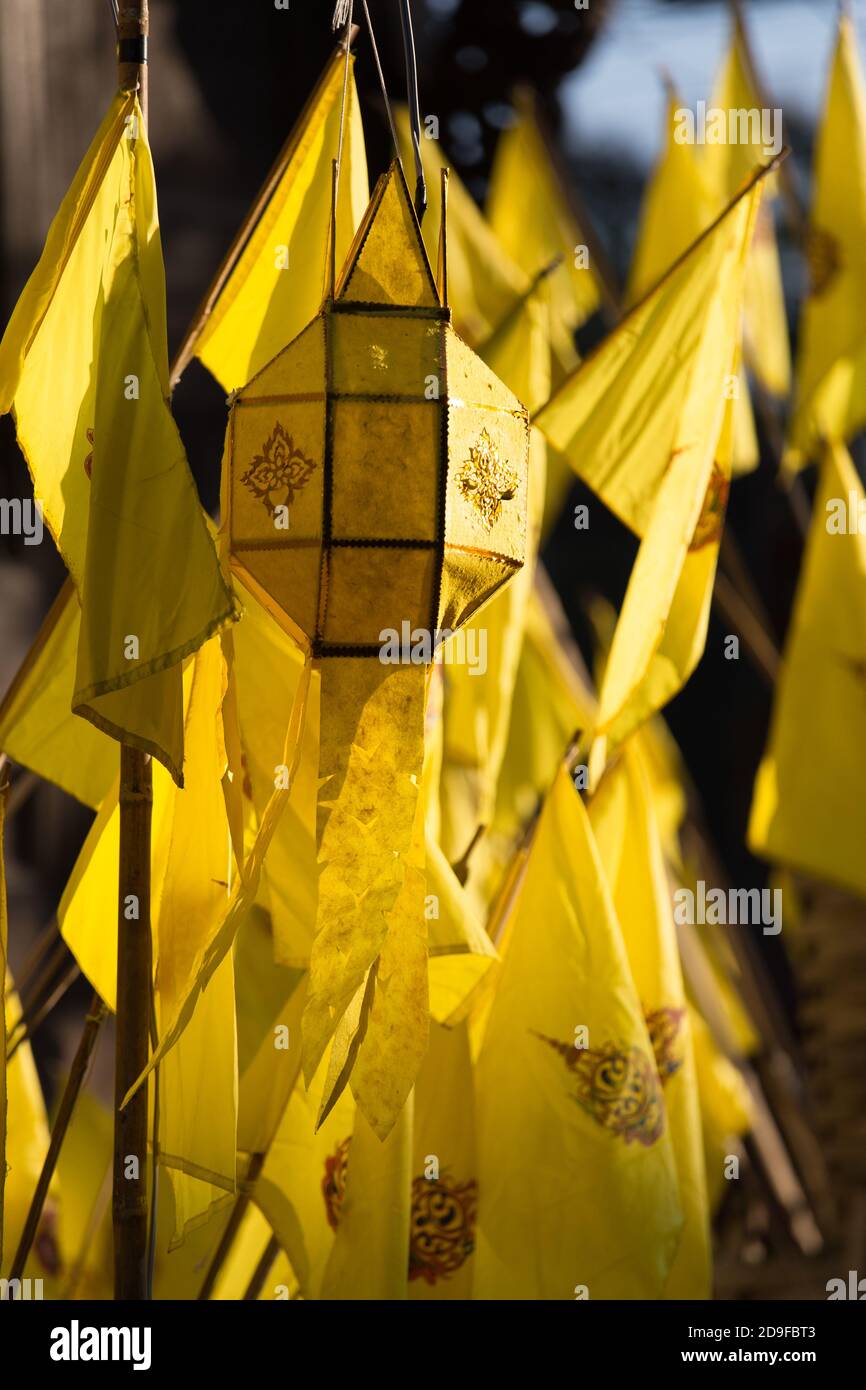 Wat Phan Tao, Chiang Mai Thailand 12.11.2015 berühmter Tempel mit gelben Laternen Stockfoto