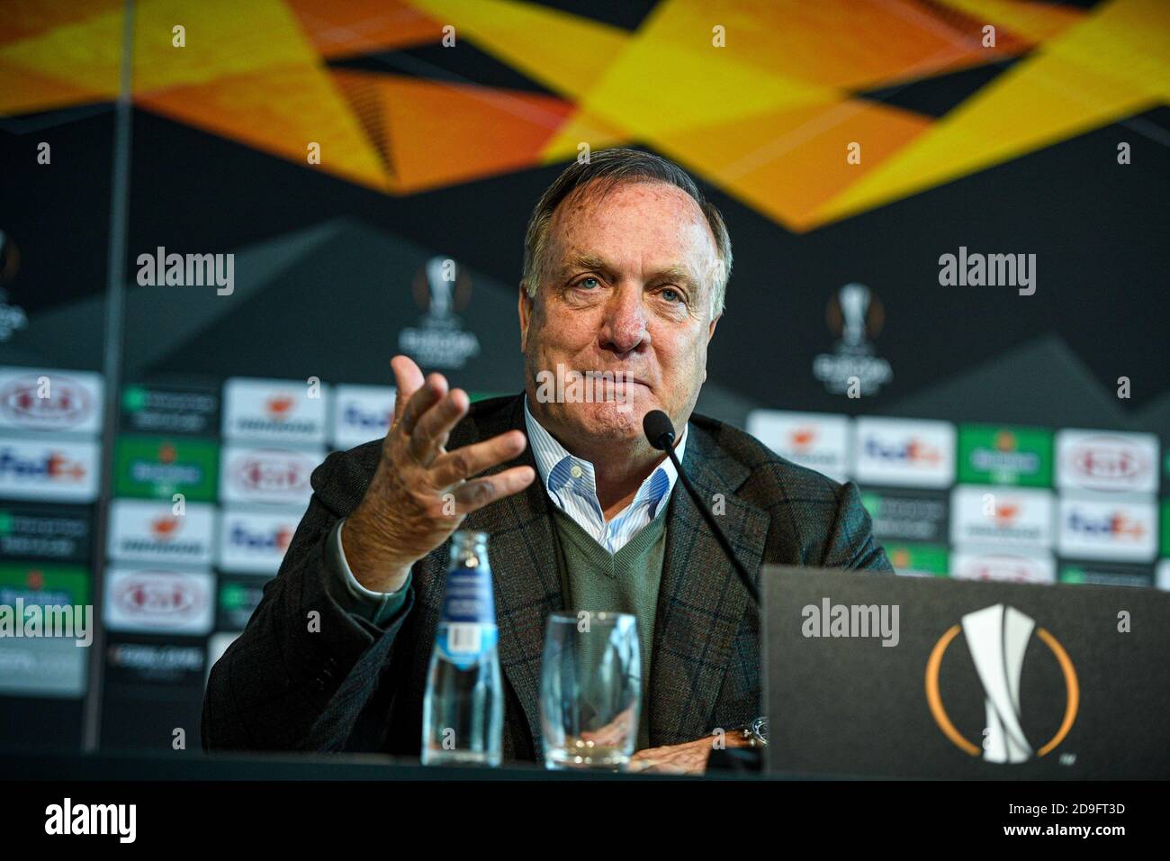 ROTTERDAM, NIEDERLANDE - NOVEMBER 05: {caption} während einer Pressekonferenz vor dem UEFA Europa League Spiel zwischen Feyenoord und CSKA Moskau am 22. Oktober 2020 in Rotterdam, Niederlande (Foto: Yannick Verhoeven/Orange Pictures) Stockfoto