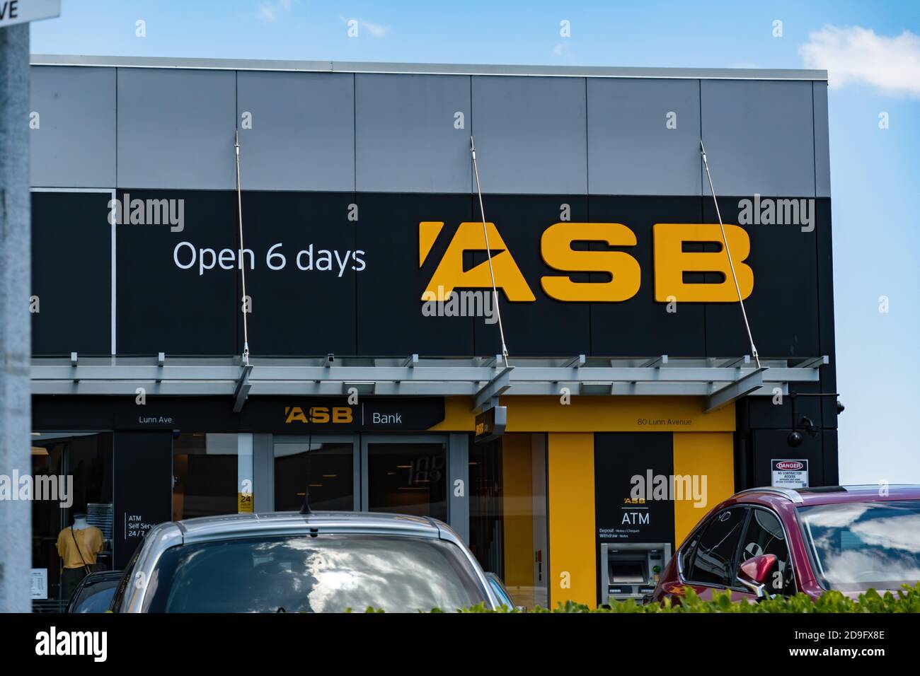 AUCKLAND, NEUSEELAND - 05. Dez 2019: Auckland / Neuseeland - 4. Dezember 2019: Blick auf die ASB Bank am Mount Wellington Stockfoto