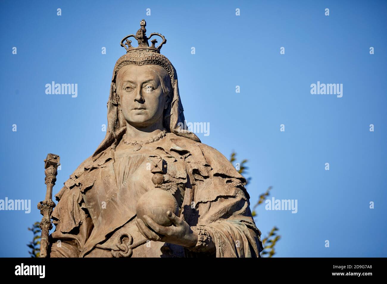 Herbst am Southport Nevill Street Victoria Monument Stockfoto