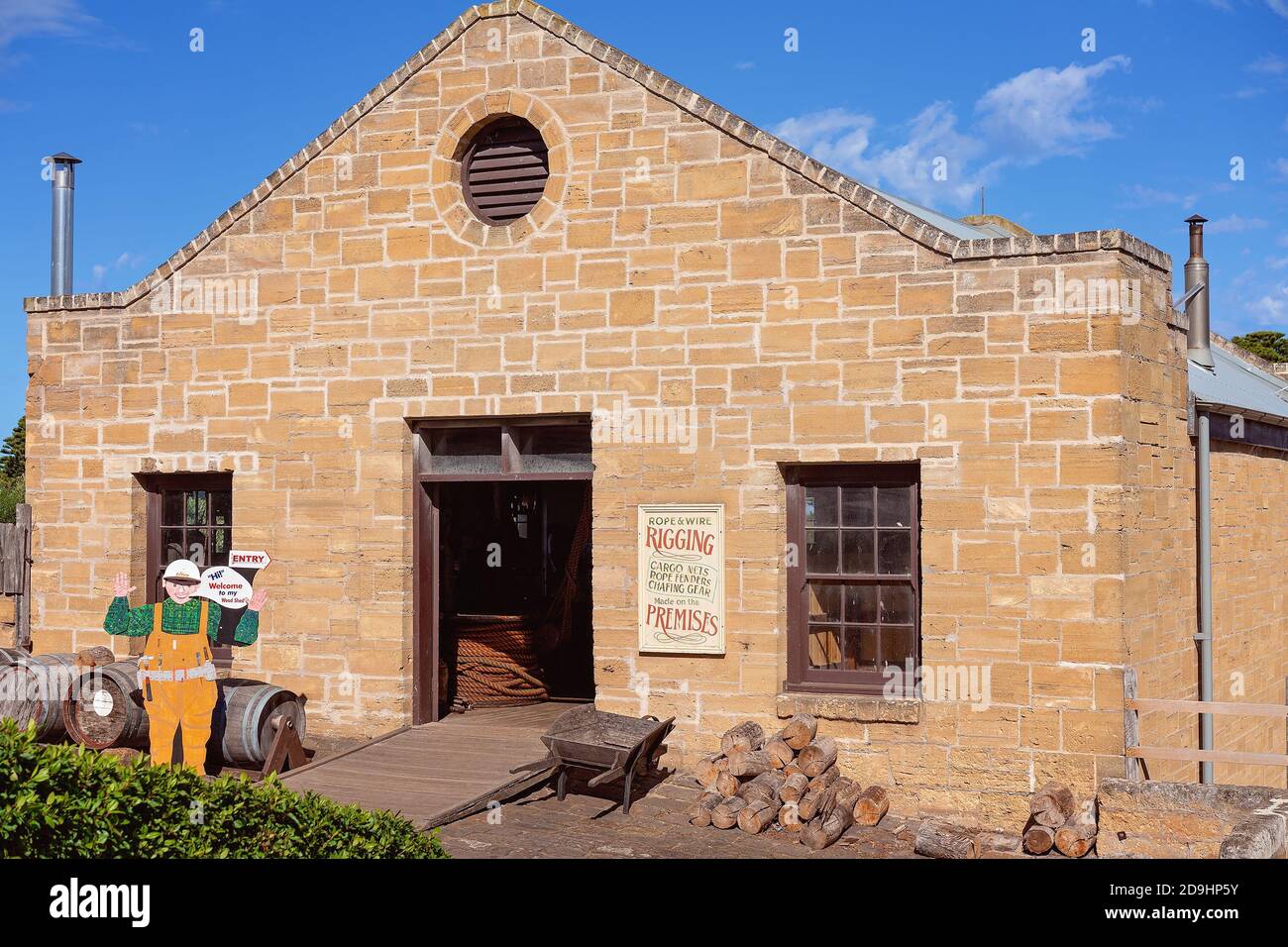 WARRNAMBOOL, VICTORIA, AUSTRALIEN - 16. APRIL 2019: Flagstaff Hill Maritime Museum, neu erfand Rigging-Räumlichkeiten Stockfoto