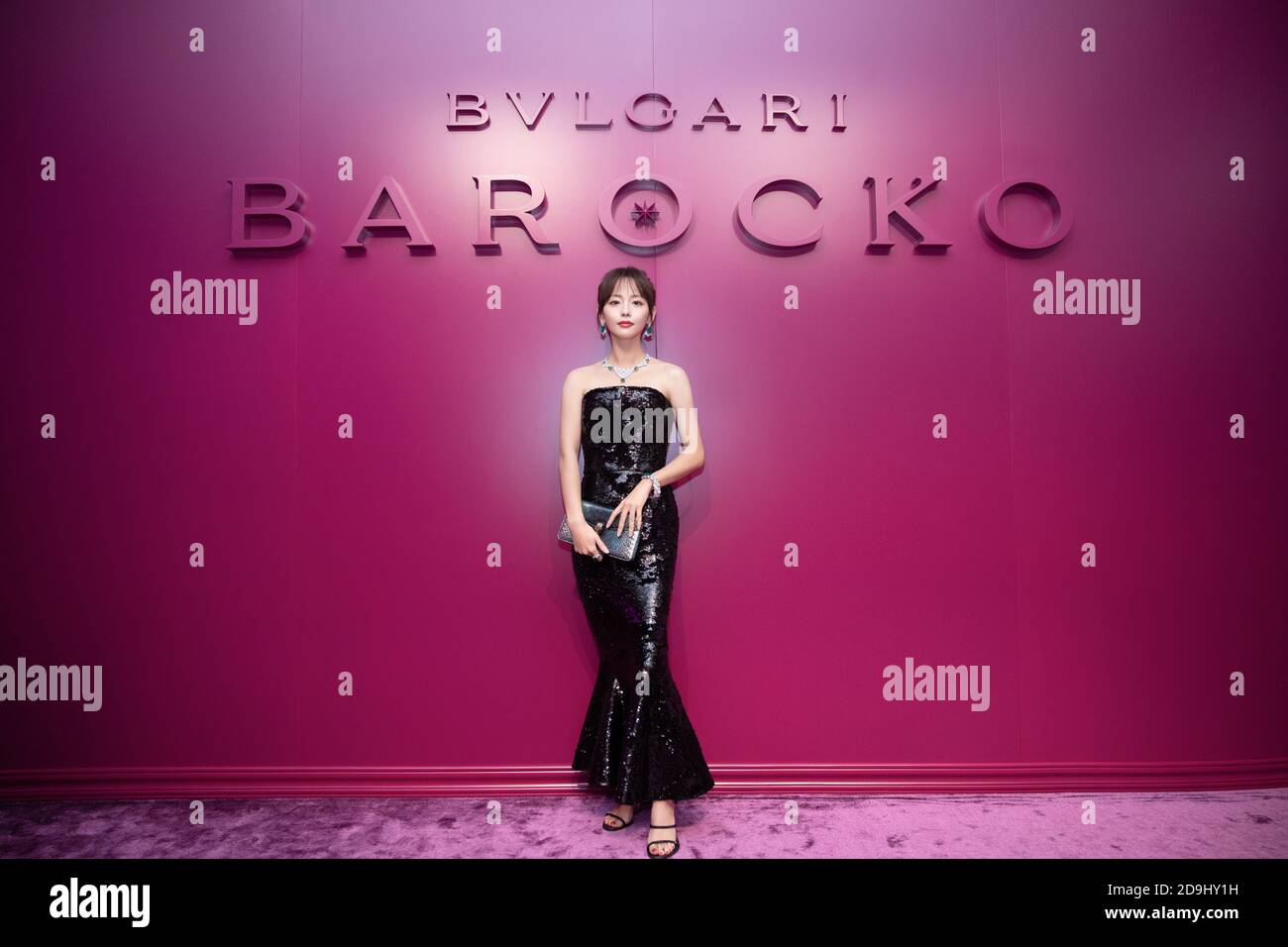 Die chinesische Schauspielerin Jenny Zhang nimmt an einer Aktivität der Luxusmarke BVLGARI in Peking, China, 12. Oktober 2020 Teil. Stockfoto