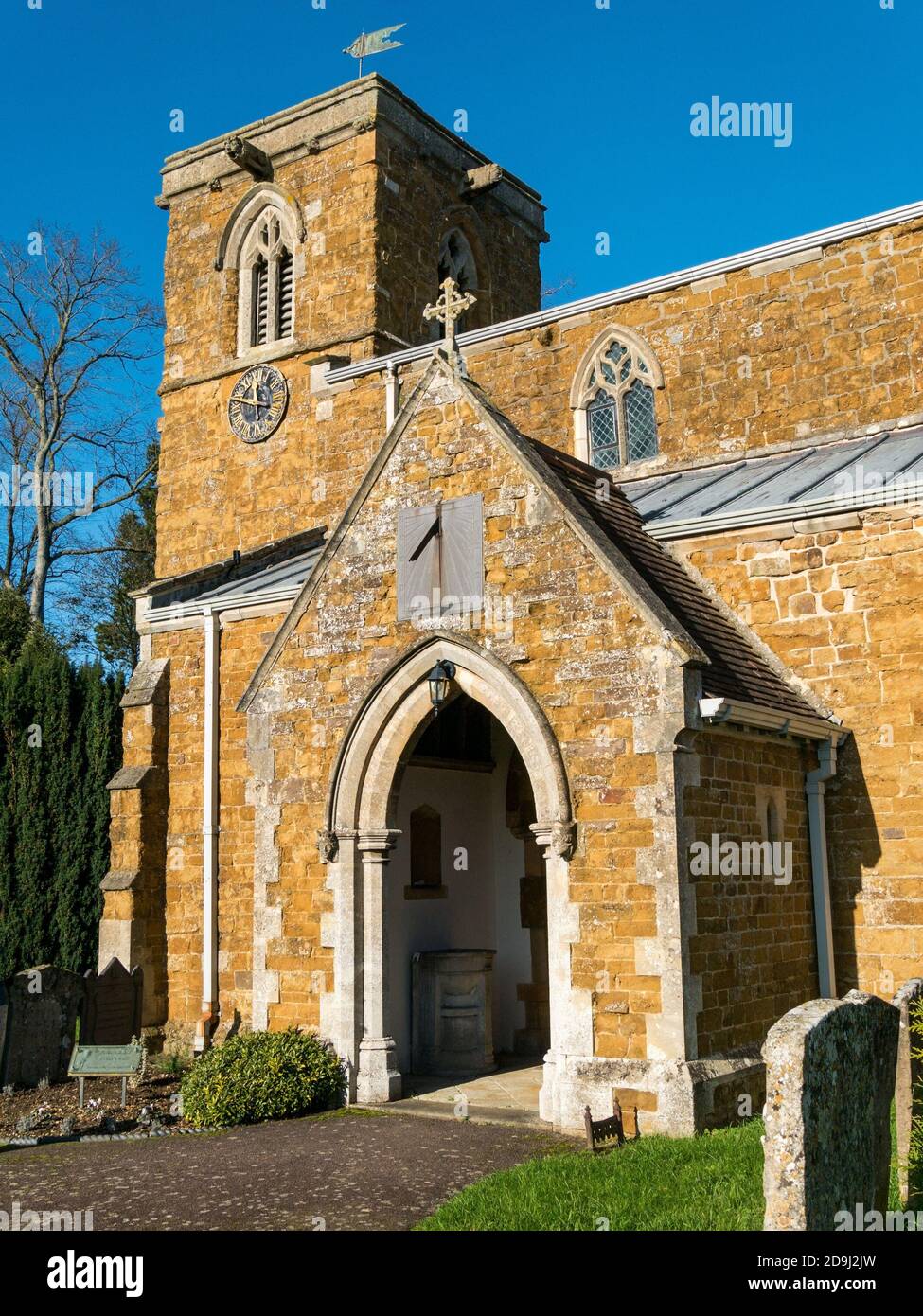 St.-Petri Kirche im Dorf Knossington, Leicestershire, England, UK Stockfoto