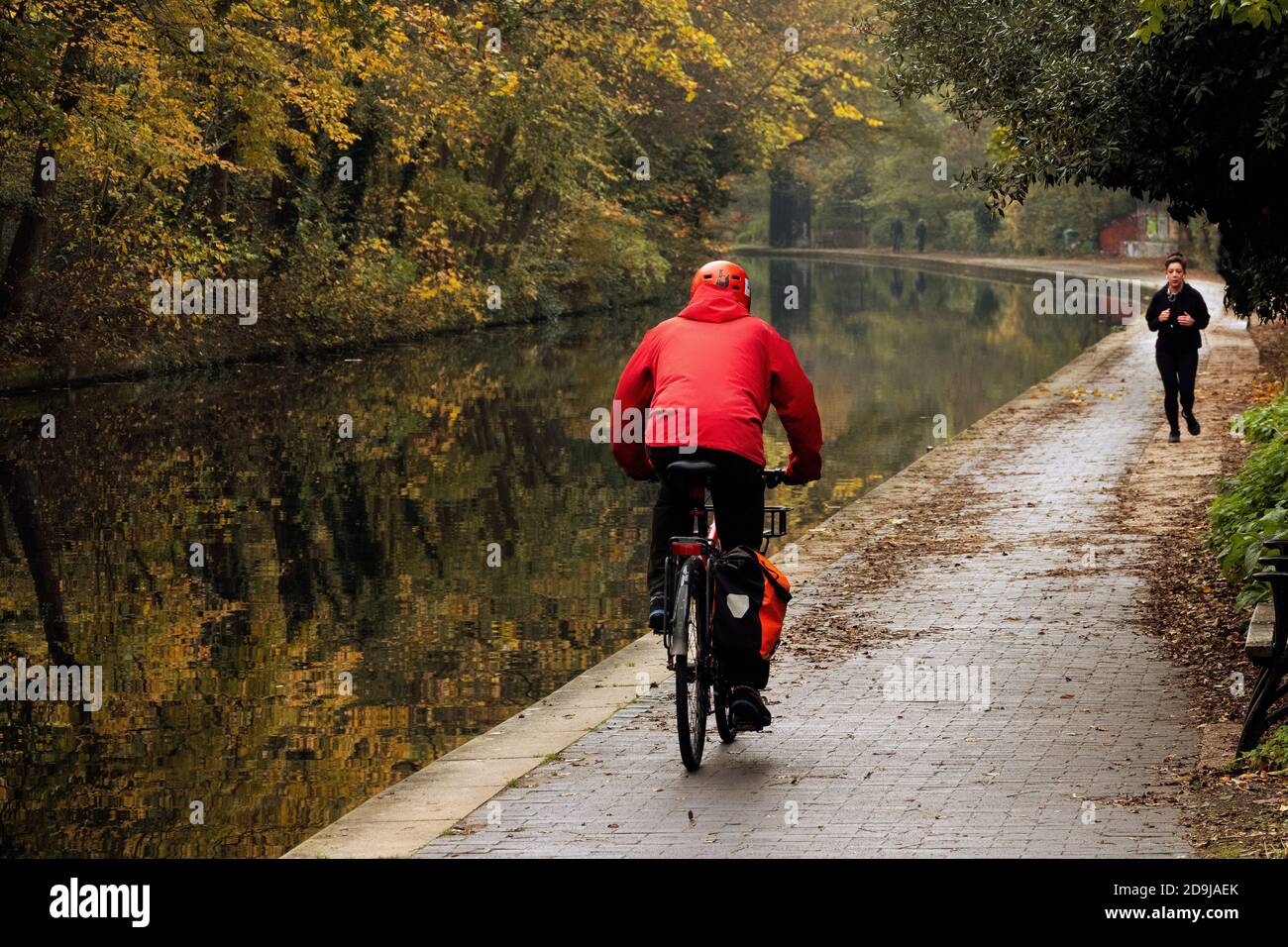 Regents Park Canal in Autunm Stockfoto