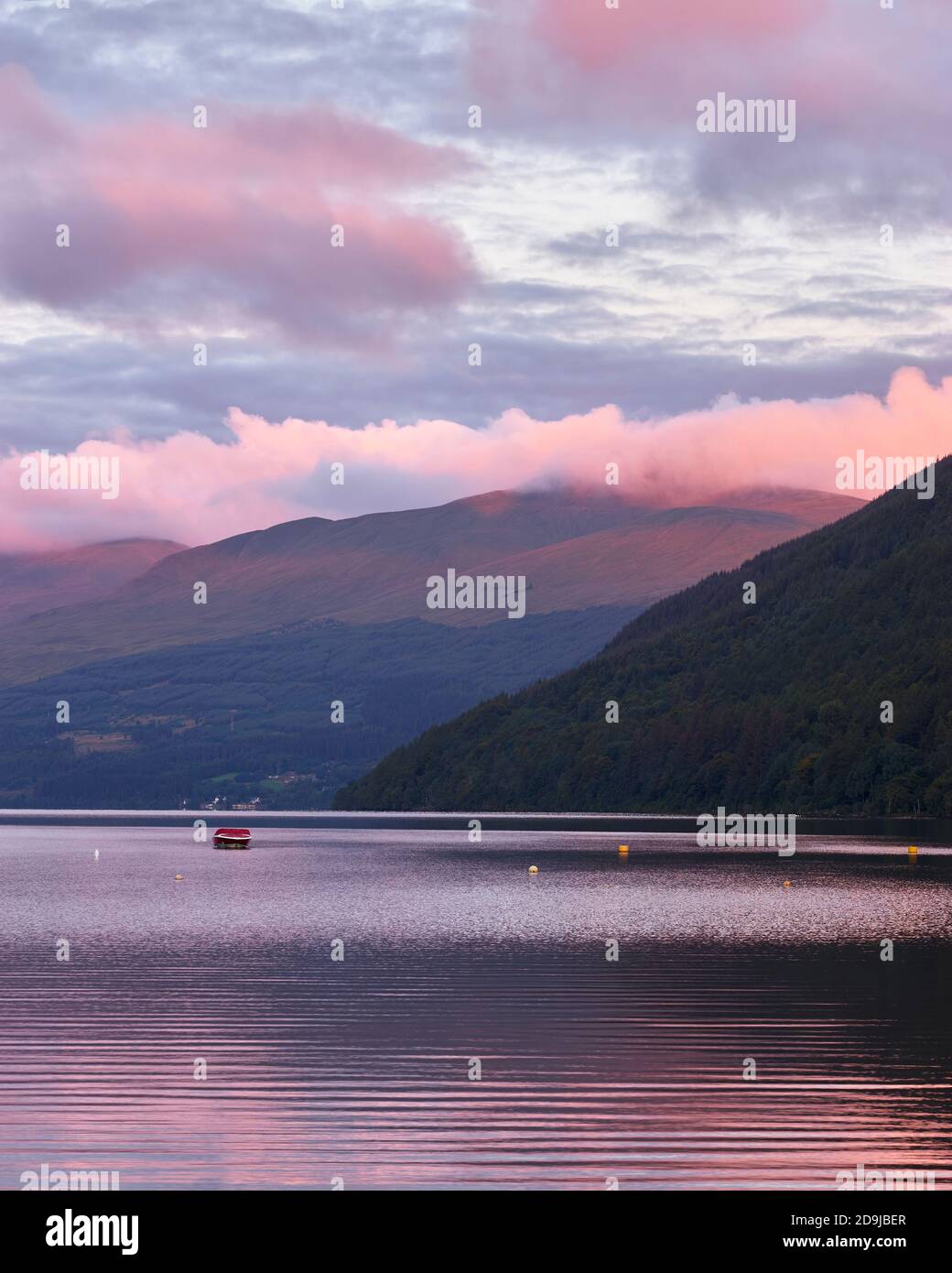 Loch Tay und Ben Lawers von Kenmore, Perth und Kinross, Schottland aus gesehen. Stockfoto