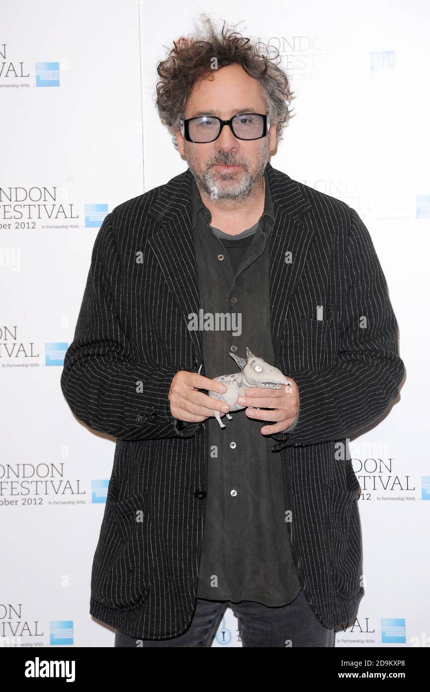 Tim Burton besucht die Fotozelle für Frankenweenie im Corinthia Hotel in London. 10. Oktober 2012 © Paul Treadway Stockfoto