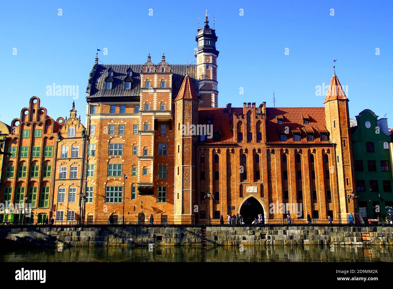 Das Archäologische Museum und das St. Mary's Gate in der Altstadt von Gdańsk, Polen Stockfoto