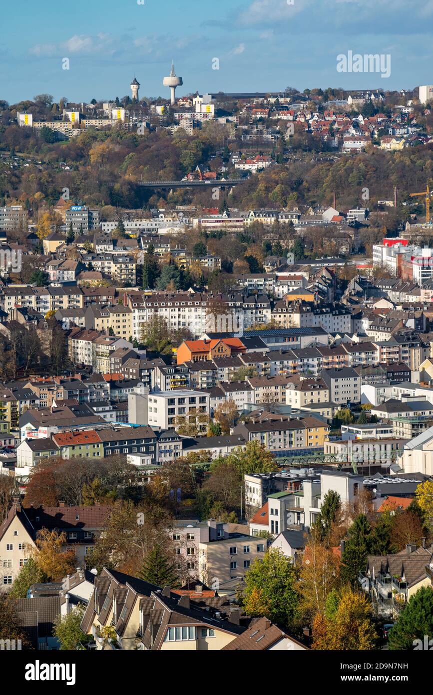 Blick über Wuppertal, Richtung Norden, Wuppertal Barmen, NRW, Deutschland Stockfoto