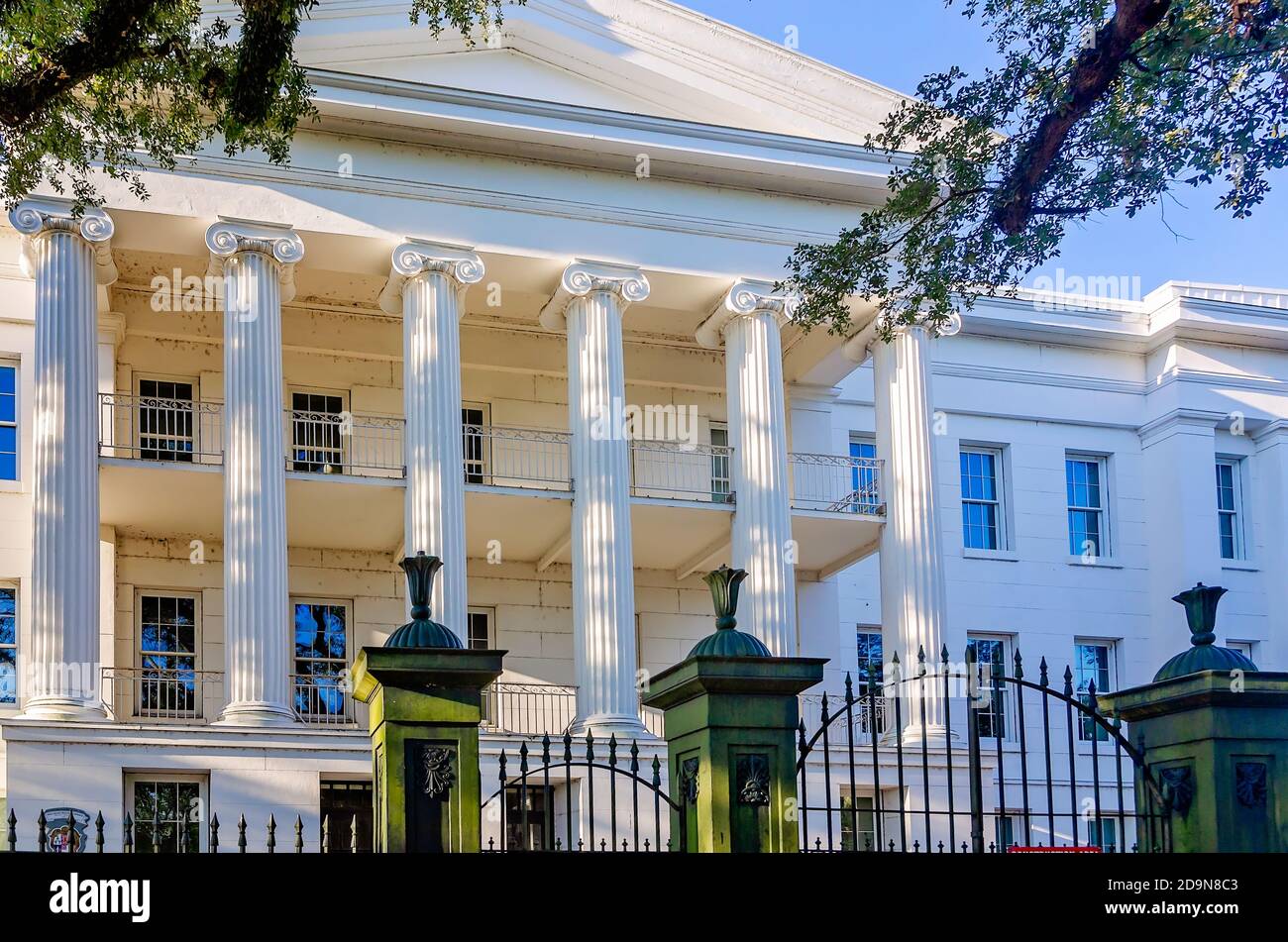 Barton Academy, die erste öffentliche Schule in Alabama, wird am 31. Oktober 2020 in Mobile, Alabama, abgebildet. Stockfoto