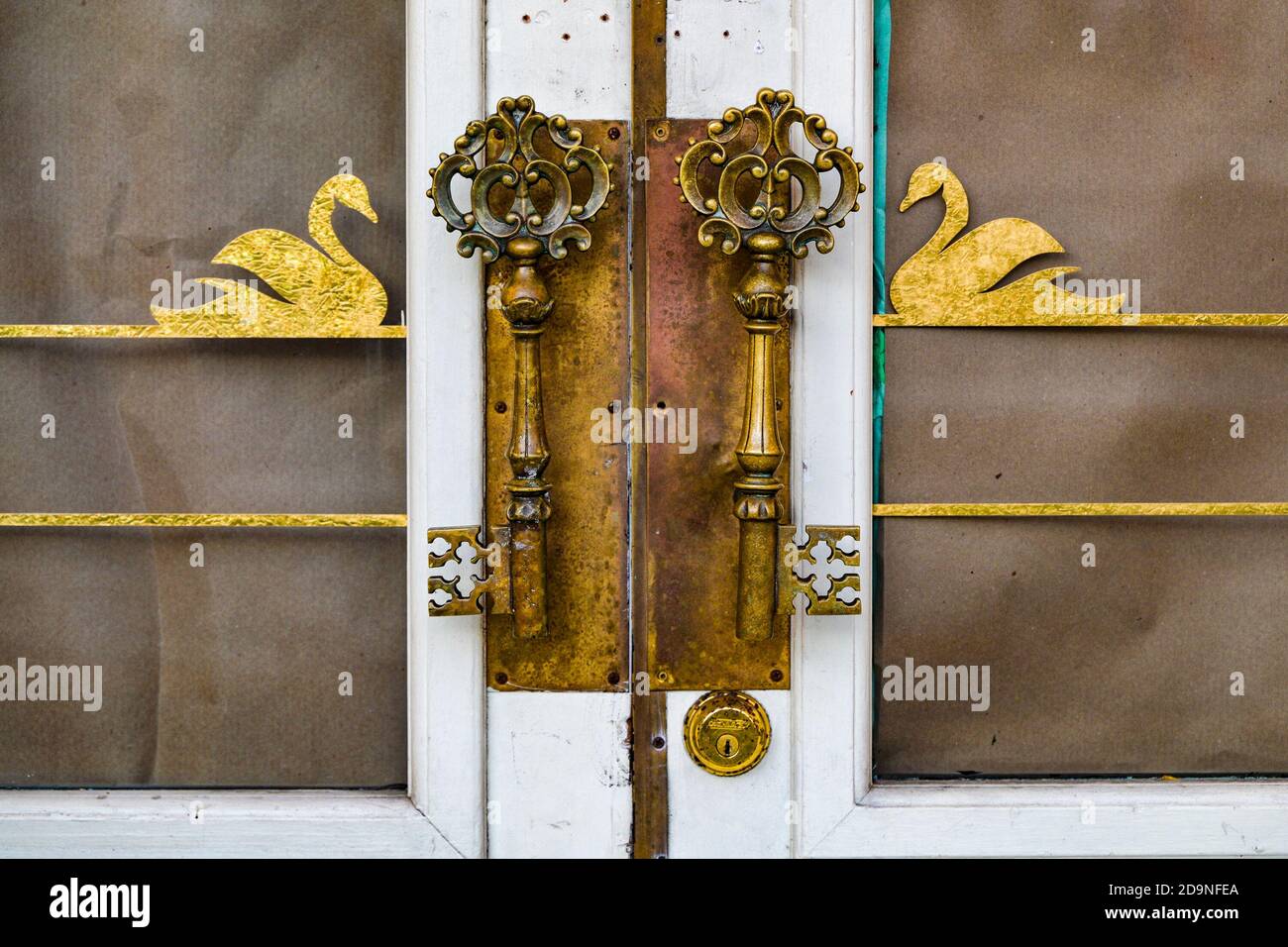 Schlüsselform, Türgriffe, The Guild Building, Victoria, British Columbia, Kanada Stockfoto