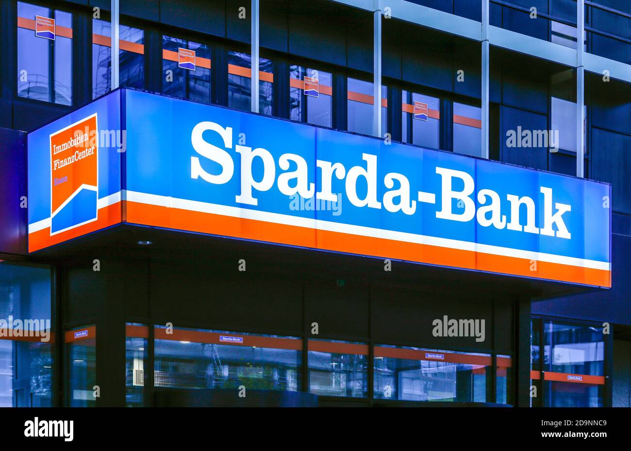 Essen, Ruhrgebiet, Nordrhein-Westfalen, Deutschland - Sparda-Bank. Stockfoto
