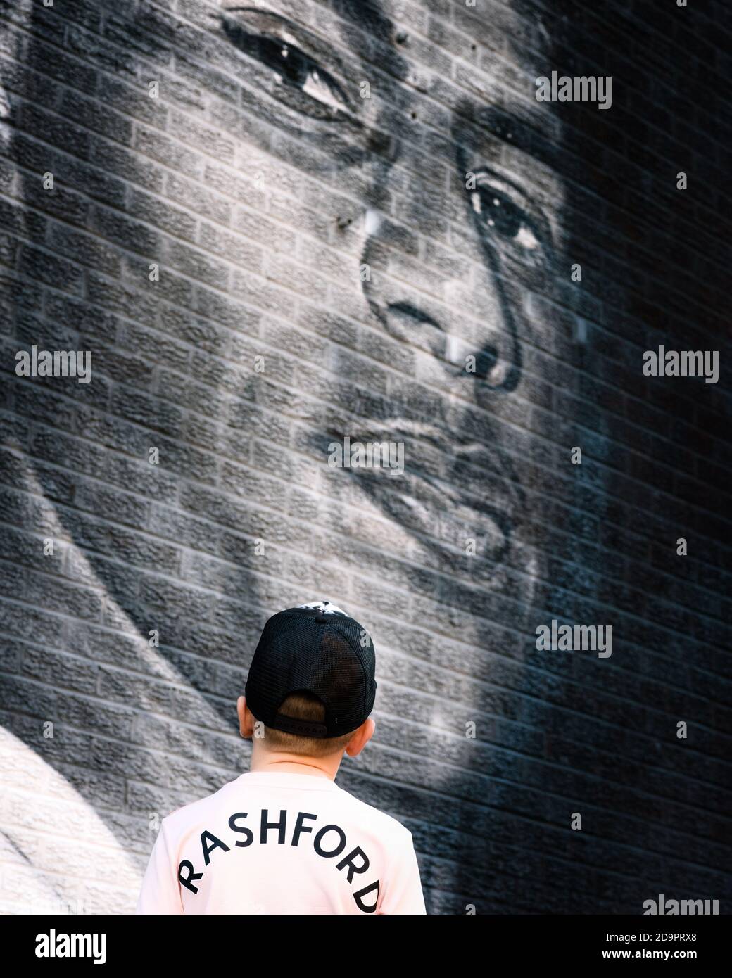 Marcus Rashford Wandbild von Akse p19. Withington, Manchester. Das Wandbild wurde in Auftrag gegeben, nachdem Rashford für kostenlose Mahlzeiten für Schulkinder geworben hatte. Stockfoto