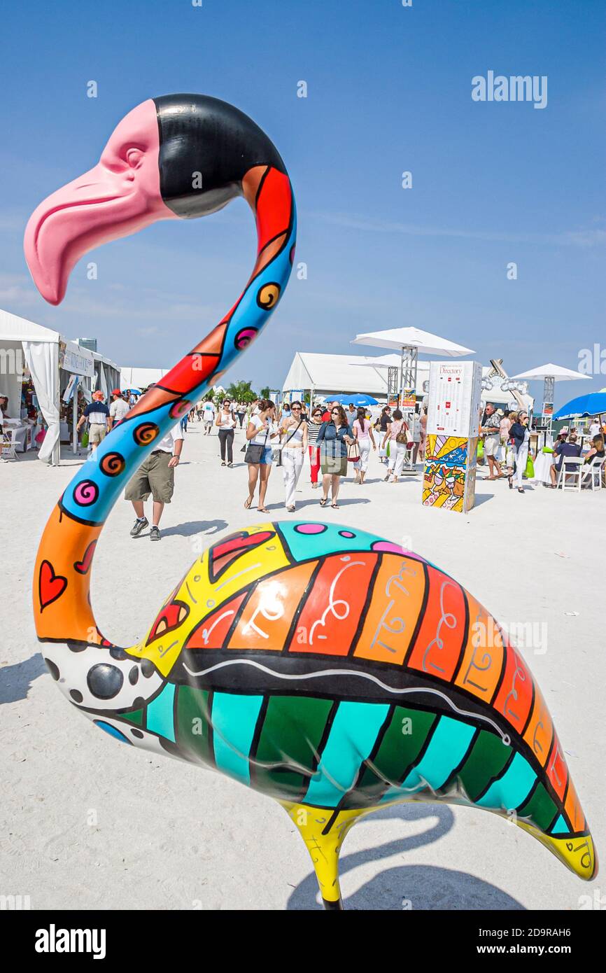 Miami Beach, Florida, Wein- und Lebensmittelfestival, jährliche Veranstaltung Flamingo Fiberglas Skulptur Kunst, Stockfoto