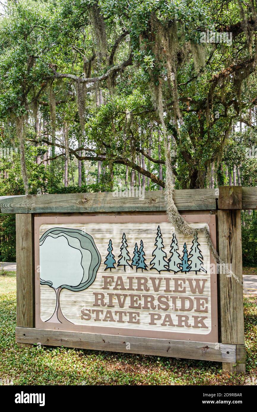 Louisiana Northshore, Madisonville, Fairview Riverside State Park Eingangsschild, Stockfoto