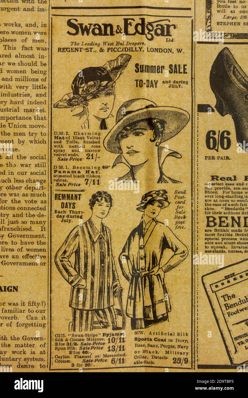 Werbespot für Swan & Edgar London Drapers , 'Votes for Women' Magazin, 16. Juli 1915: Replik-Memorabilia der Suffragettes-Bewegung, Großbritannien. Stockfoto