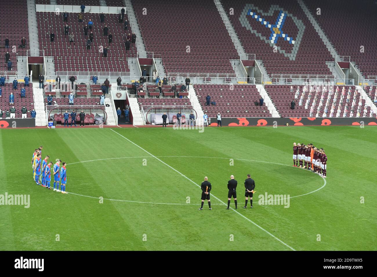 Tynecastle Park, Edinburgh, Schottland. November 20. Scottish Championship Match .Hearts V Inverness CT Pic Shows .Two minute silence Remembrance Day Credit: eric mccowat/Alamy Live News Stockfoto