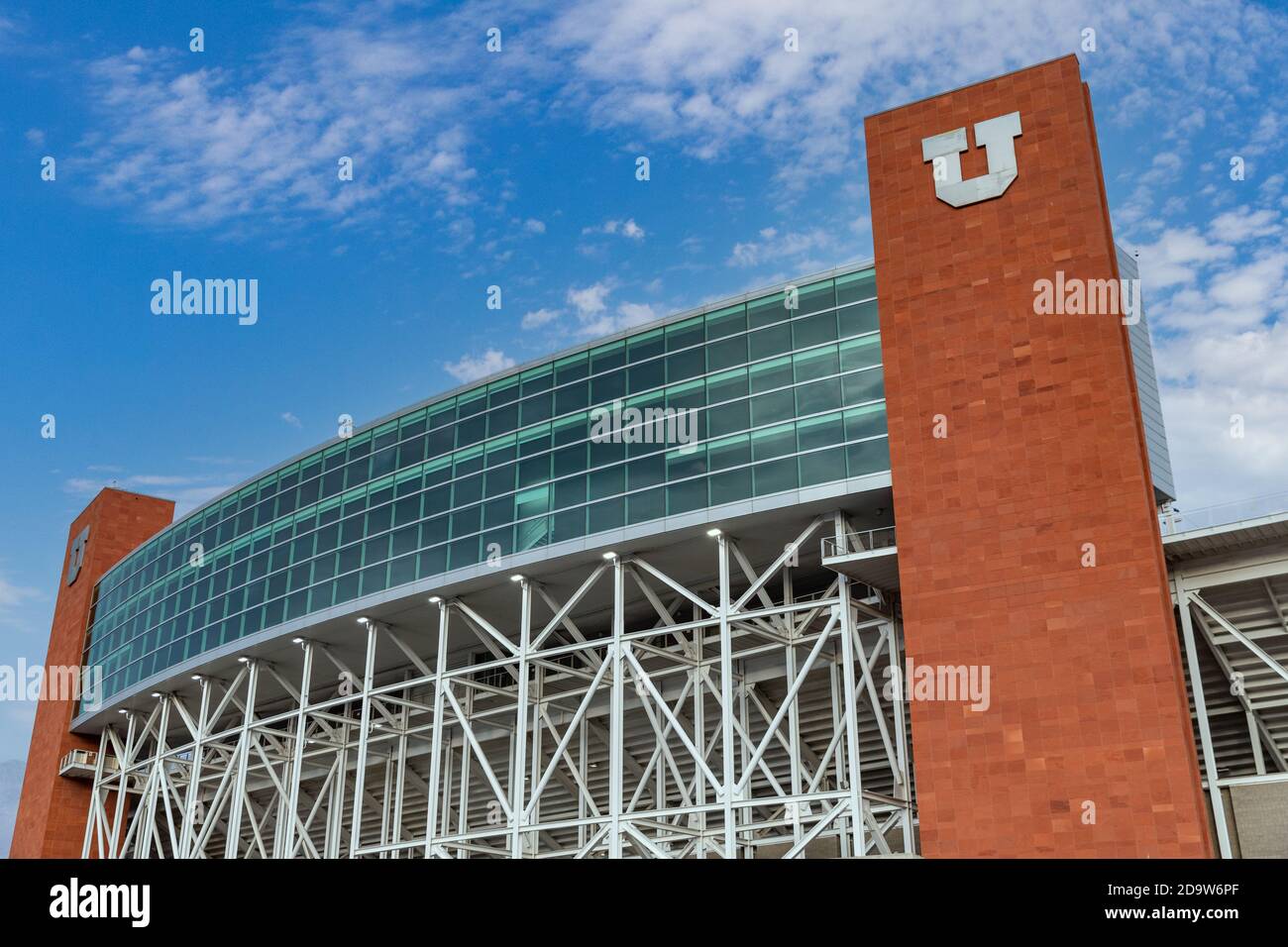 Salt Lake City, UT / USA - 6. November 2020: Rice-Eccles Stadium, Heimstadion der Utah Utes Fußballmannschaft, und die Olympischen Winterspiele 2002 Stockfoto