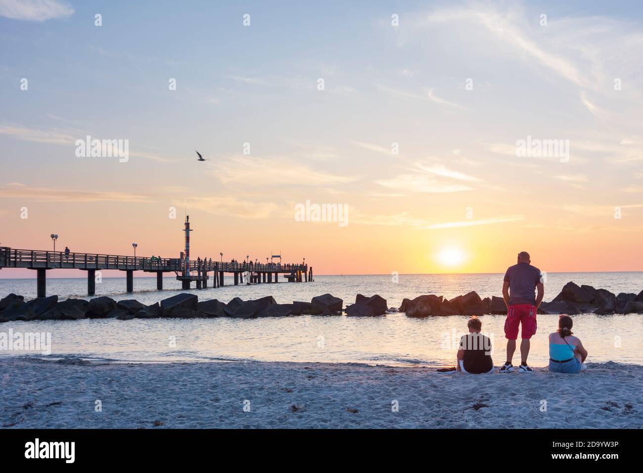 Wustrow: pier Wustrow, Ostsee, Strand, Sonnenuntergang, Ostsee, Fischlandhalbinsel, Mecklenburg-Vorpommern, Deutschland Stockfoto