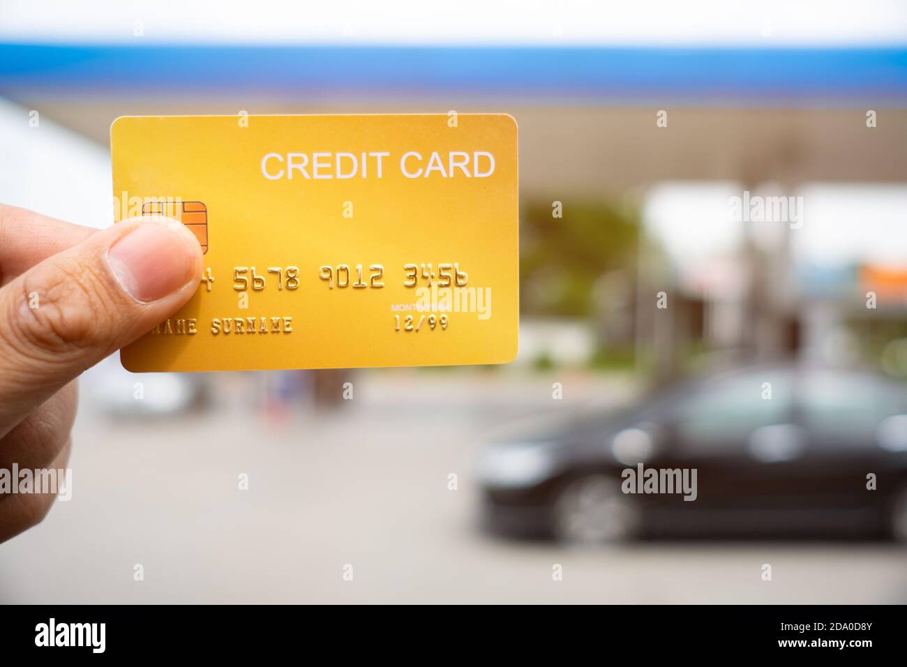 Paying Credit Card Gas Pump Stockfotos Und Bilder Kaufen Alamy