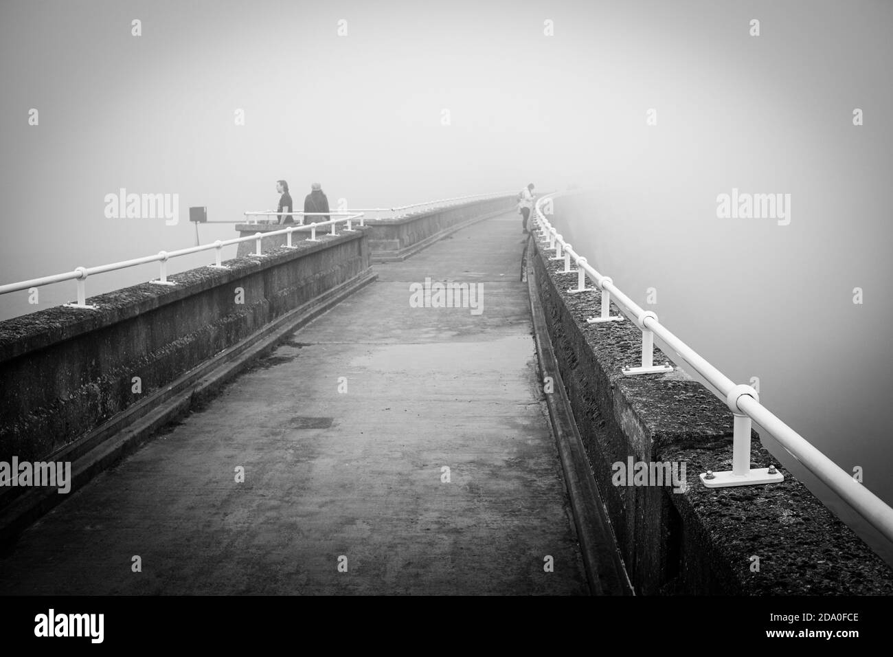BAITINGS Reservoir and Dam, in der Nähe von Ripponden, West Yorkshire, Großbritannien Stockfoto