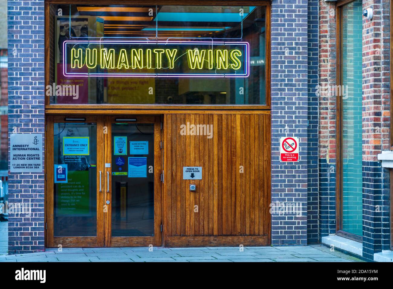 Amnesty International Hauptsitz London. Amnesty Hauptquartier 25 New Inn Yard, London EC2A 3EA, auch das Amnesty International Human Rights Action Center. Stockfoto